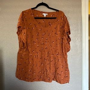 Wide Arm Short Sleeve Blouse